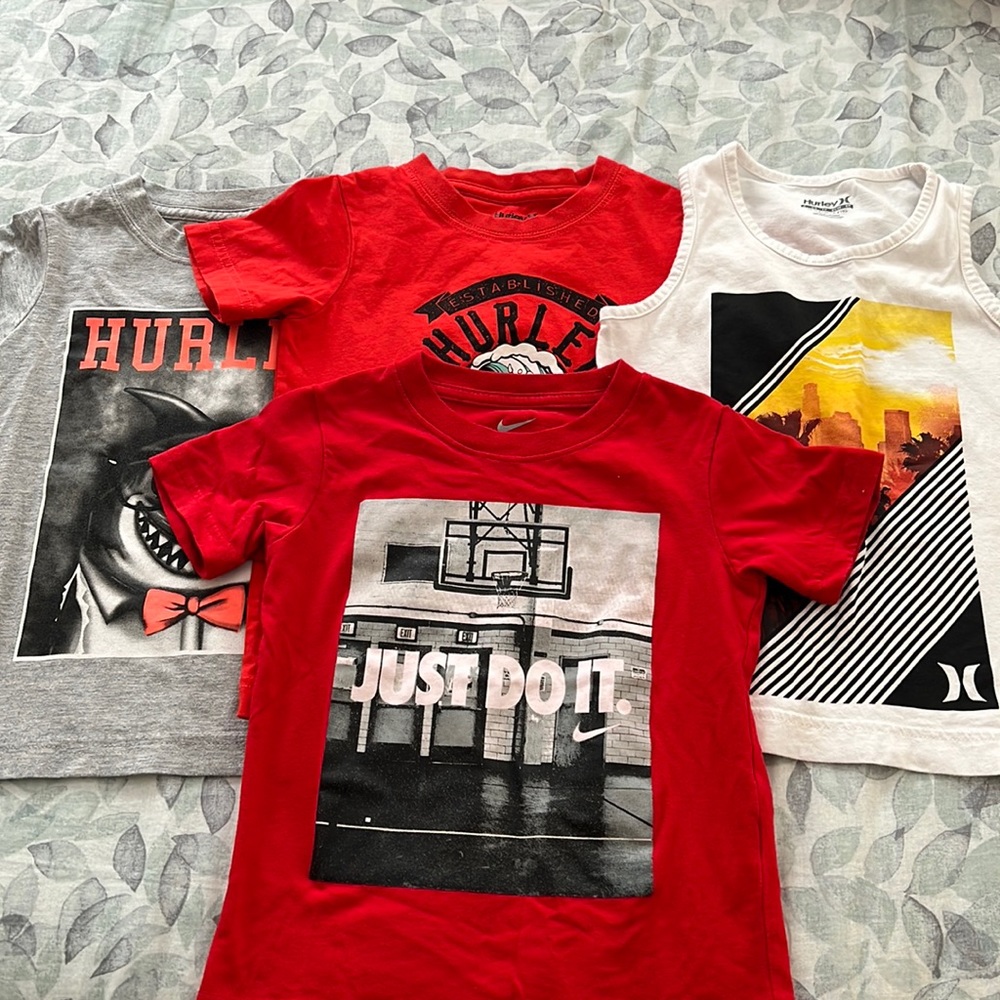 Boys Size 4 Tshirt Bundle Hurley and Nike